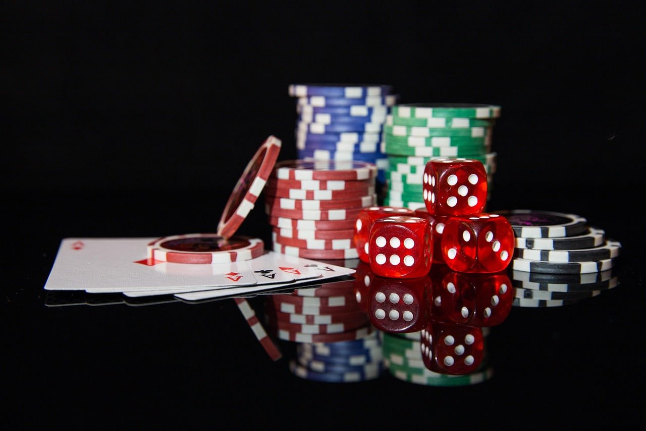 Pengguna Indonesia mengakses mahjong777 lewat smartphone dengan mudah